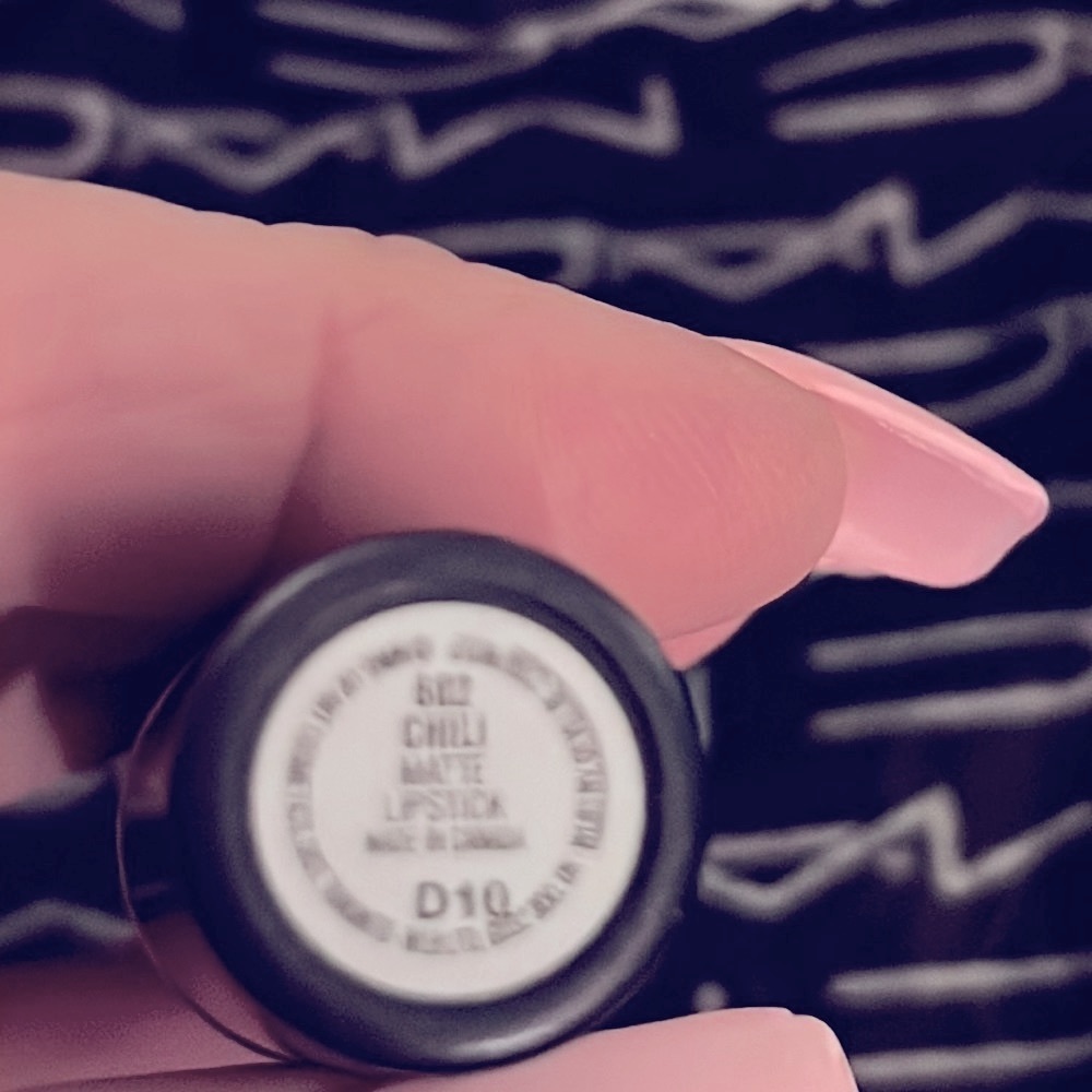 MAC Cosmetics Matte Lipstick in “Chili” - Picture 9 of 12